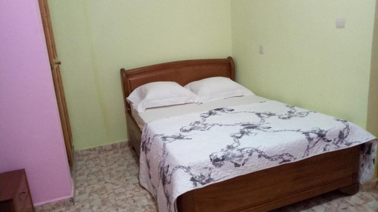 Maison Rose Douala Exterior photo