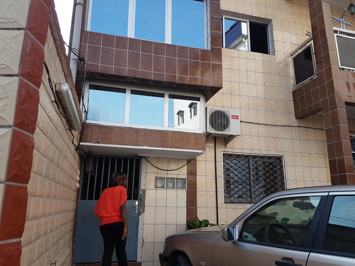 Maison Rose Douala Exterior photo